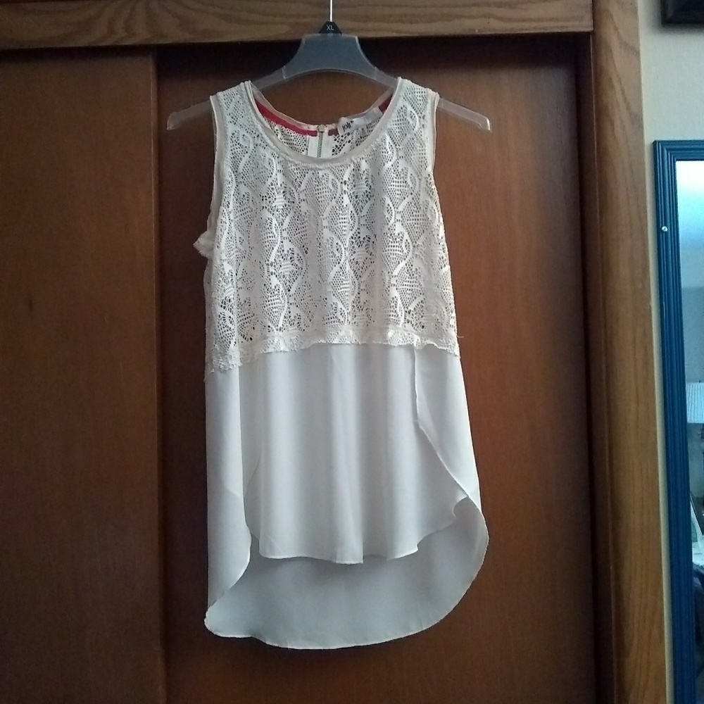 *Final Sell Price* Jolt Tank Top - Picture 1 of 6